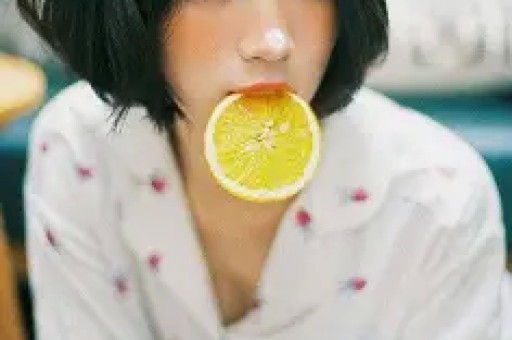 景甜风波升级！被扒签协议后卖豪宅过往争议翻出央视都出手整顿